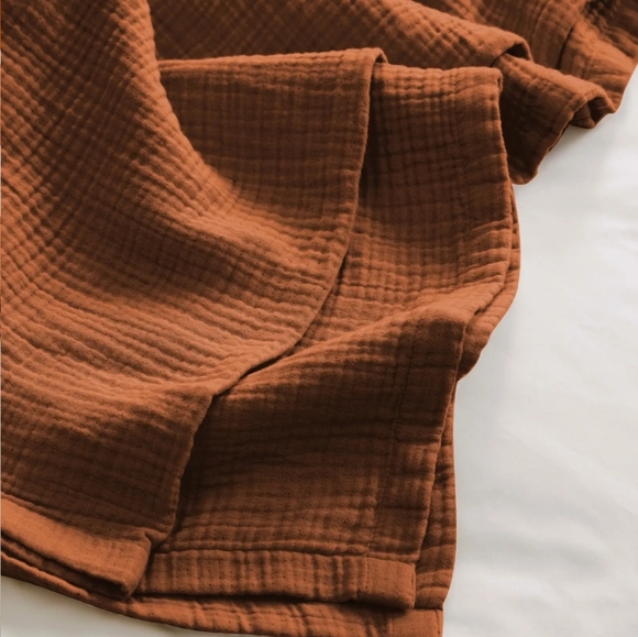 NWT! Quince Organic Cotton Airy Gauze Terracotta Blanket! King/ Cal King (712) - Picture 3 of 10